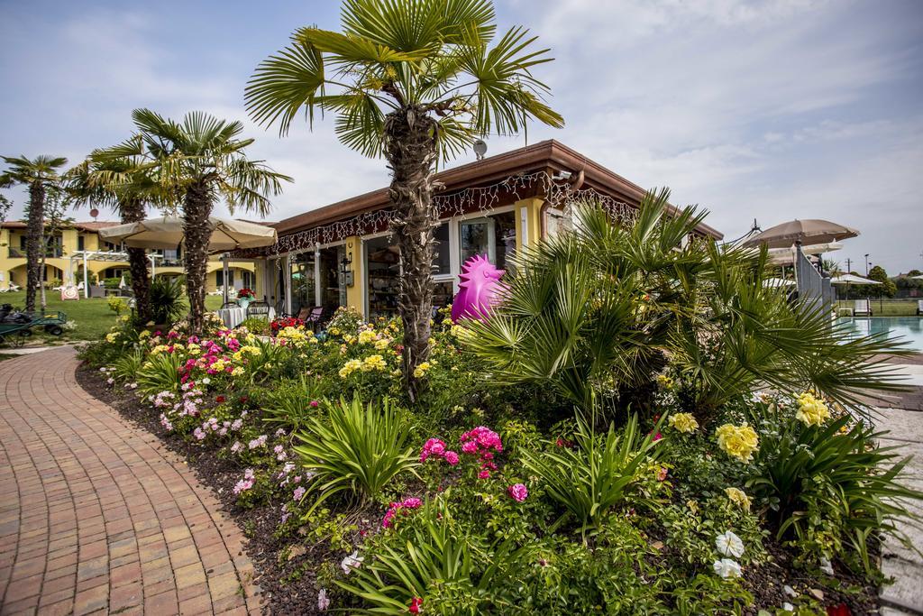 Residence Karina Moniga del Garda Exterior foto