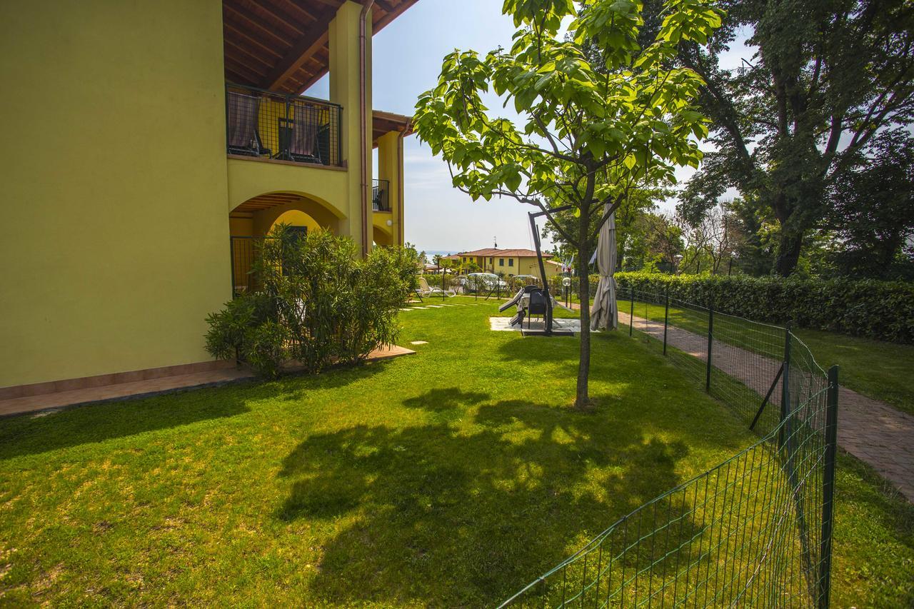 Residence Karina Moniga del Garda Exterior foto