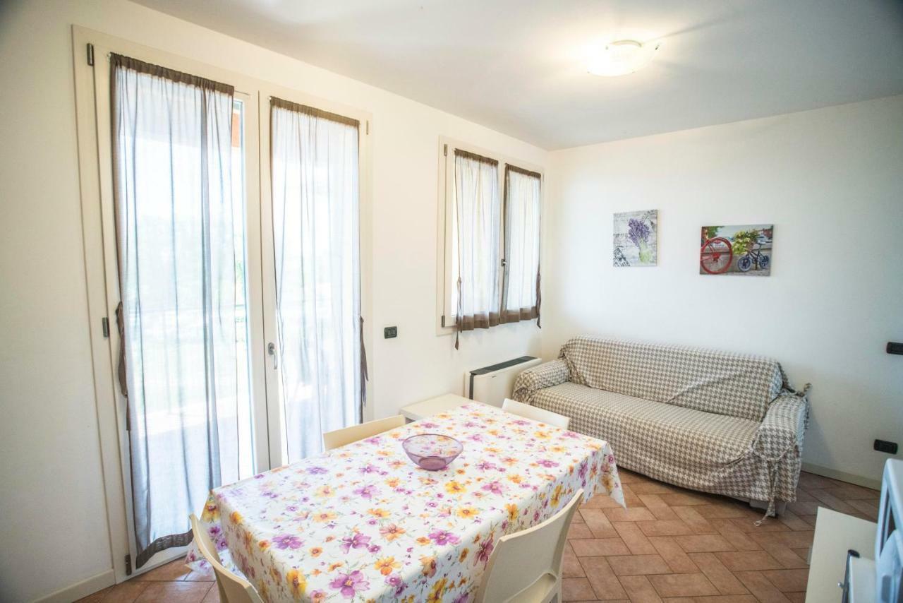 Residence Karina Moniga del Garda Exterior foto